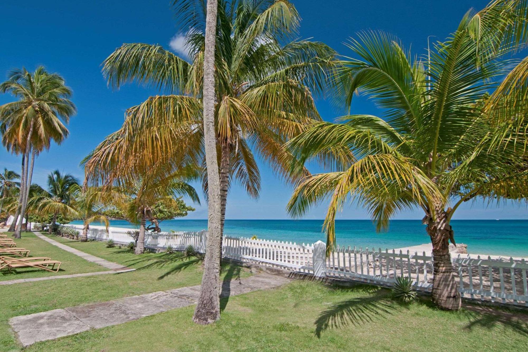 Radisson Grenada Beach Resort Grand Anse Exterior foto